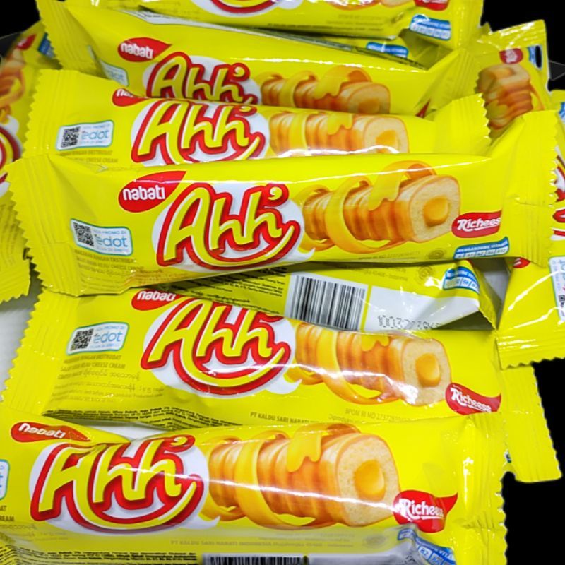 

Nabati Richeese Sip Ahh' Satu Box 5.5 gr×20pcs.