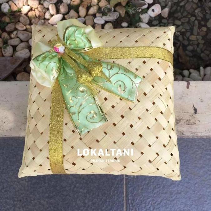 

Besek Lebaran Hias 25CM/ Besek Kaki Bambu Premium Kokoh/Besek Catering