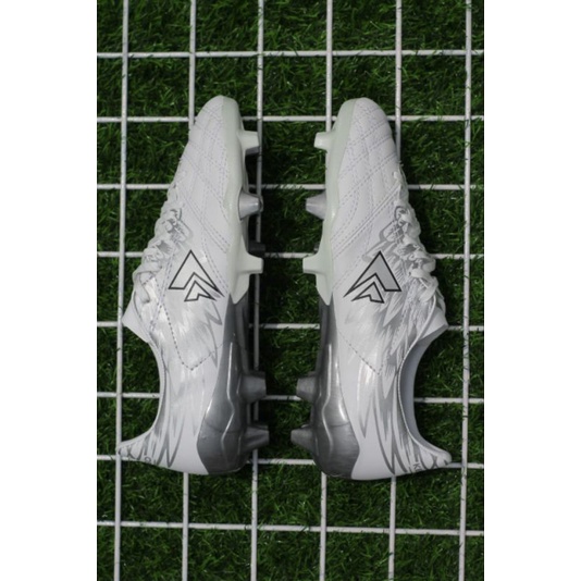 SEPATU SEPAK BOLA ORIGINAL SEVSPO GARUDA APEX WHITE/SILVER