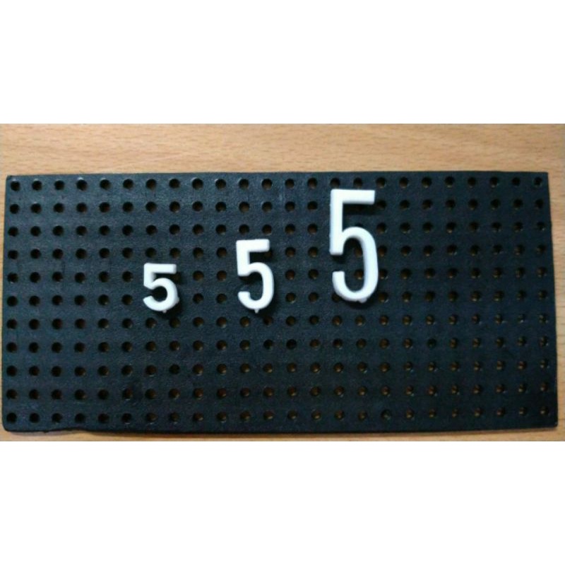 

Huruf angka plastik papan Moviboard 11/4 inch(3Cm)