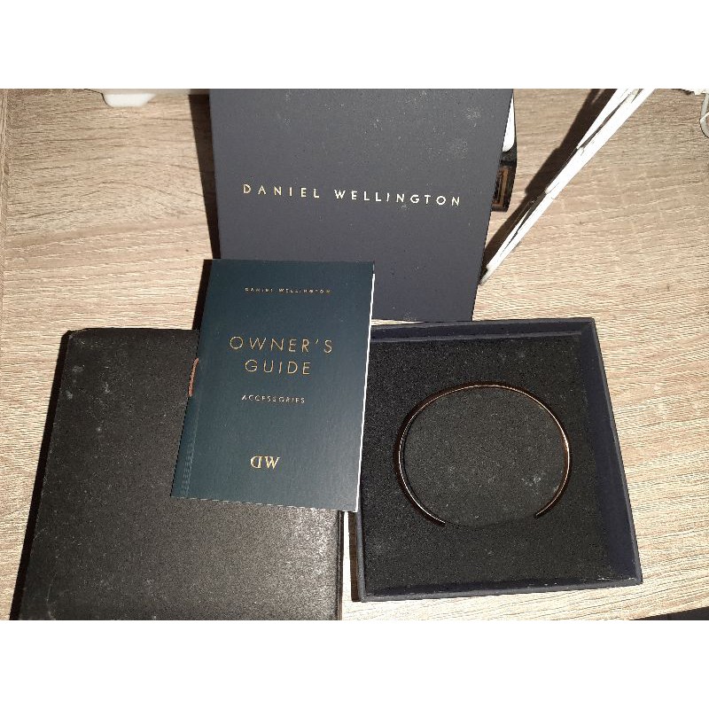 gelang daniel wellington