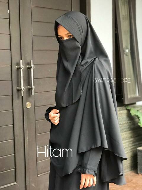 Terbagus 30 Gambar  Kartun  Wanita Berhijab  Tomboy  