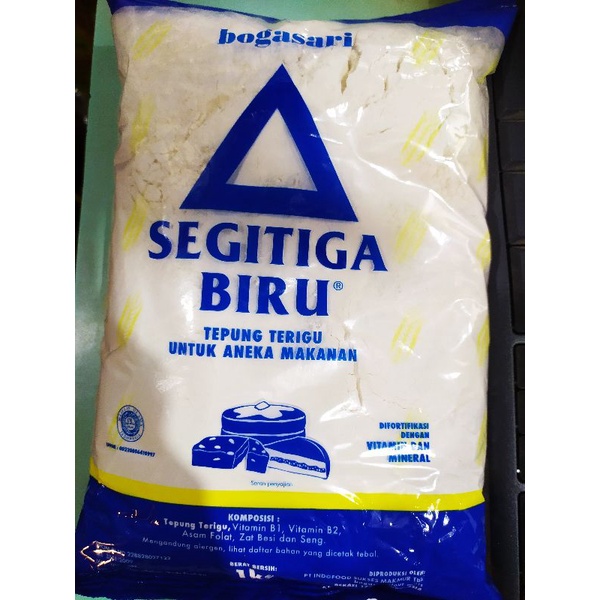 

Tepung Terigu Segitiga Biru 1KG