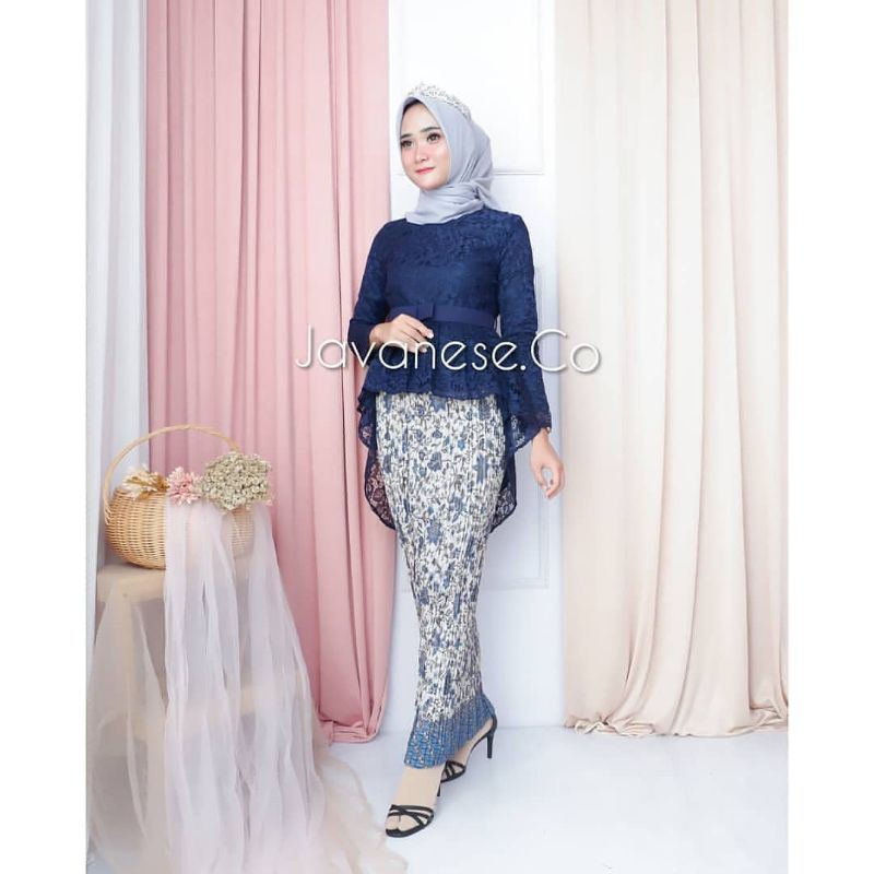 IndahKebaya | SET KEBAYA AURORA KEKINIAN / OUTFIT PESTA KONDANGAN / WISUDA / HITAM / SALEM / MAROON