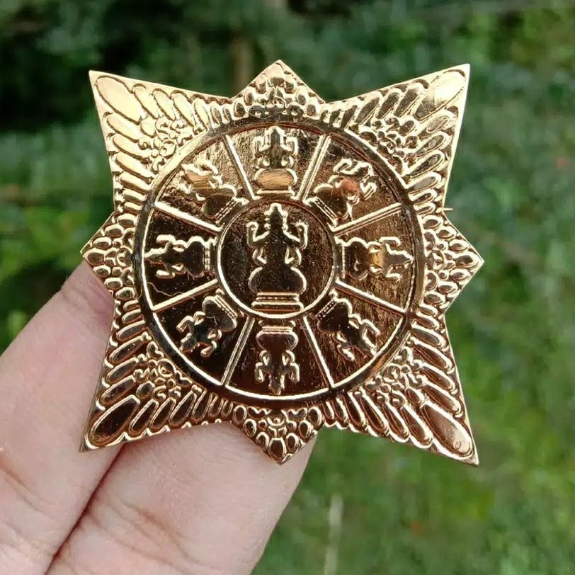 Fashion Pin Bros Pakaian Adat Jawa Baju Beskap Logo Surya Majapahit