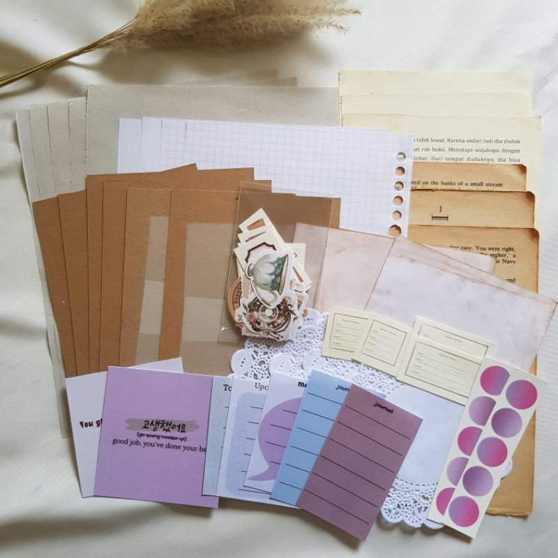 

Journaling Kit 70pcs Journal Aesthetic Vintage Scrapbook