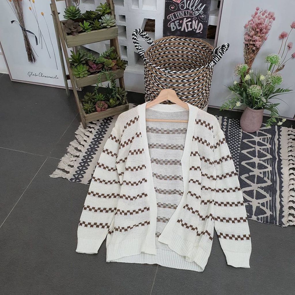 Outwear Rajut Wanita Mozy Oxy Cardigan Motif Kotak-kotak