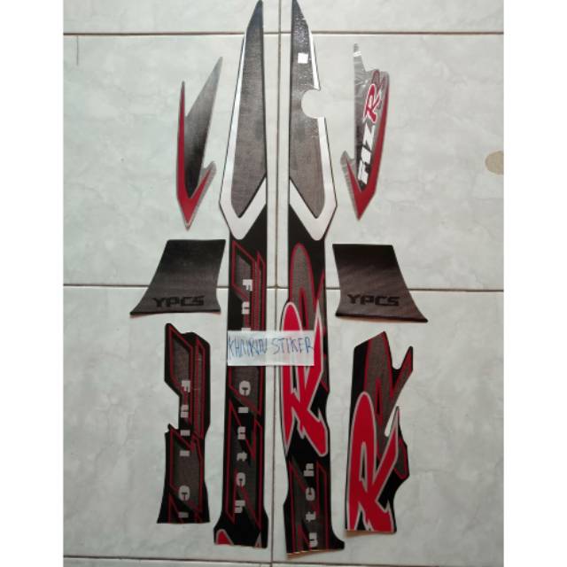 Striping fiz r 2001 hitam silver