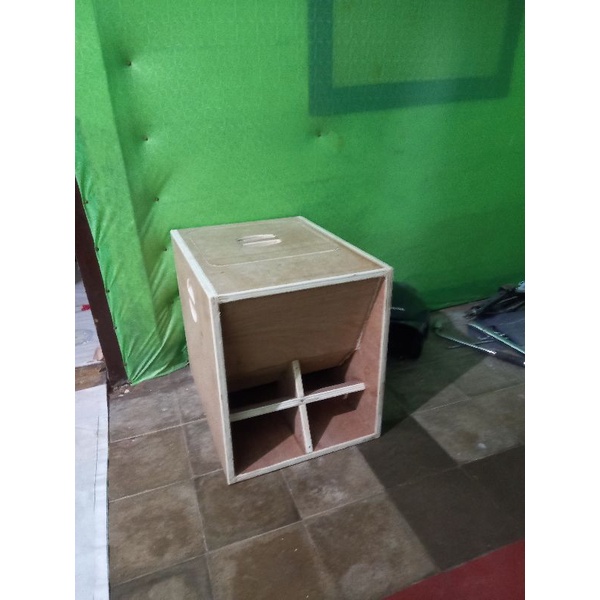 BOX CLA / TURBO BASS 15 INCH + Speaker