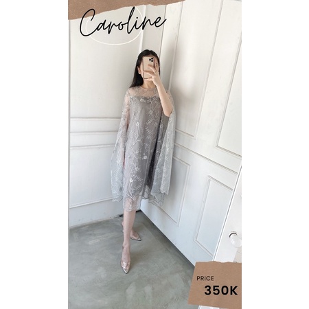 Caroline Cape Dress Pesta