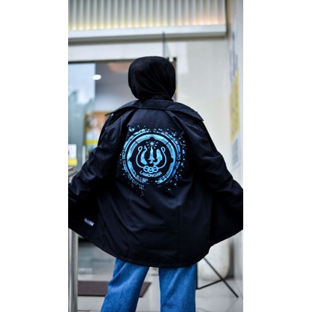 WB coach jacket Lmgn logs