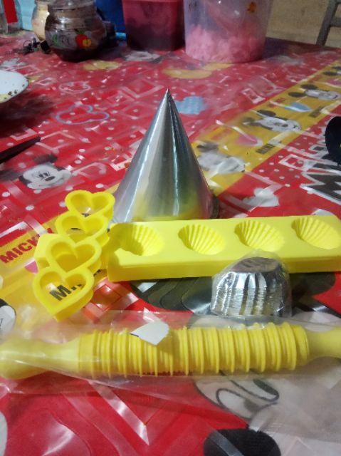 20pcs Cetakan Nastar Kue Kering Puding Daun Almini