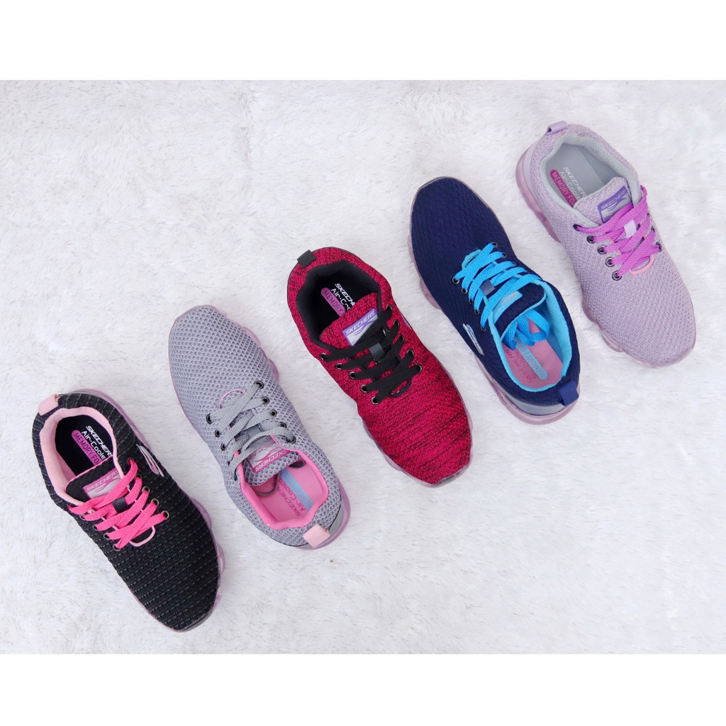 Sneakers Wanita Bertali Santai Trendy Ringan Empuk Sepatu  Wanita Terbaru Sepatu Senam Wanita Skech-Air Terbaru