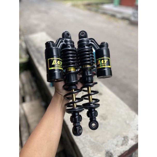Shock Skok Belakang Replika Ktc Merk Day Hitam As Gold Uk 32
