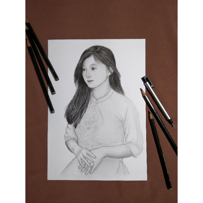 

Kado unik sketsa lukisan pensil