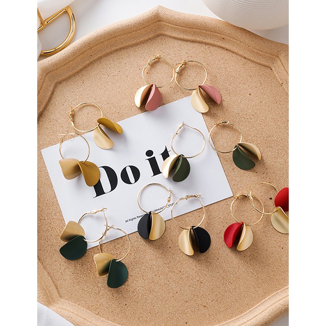 LRC Anting Tusuk Fashion Geometric Curved Metal Round Earrings D28145