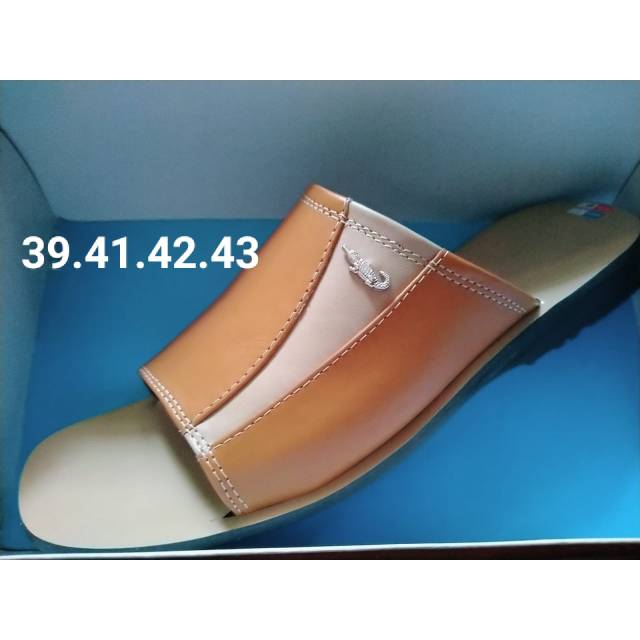 Sadal pria kulit asli