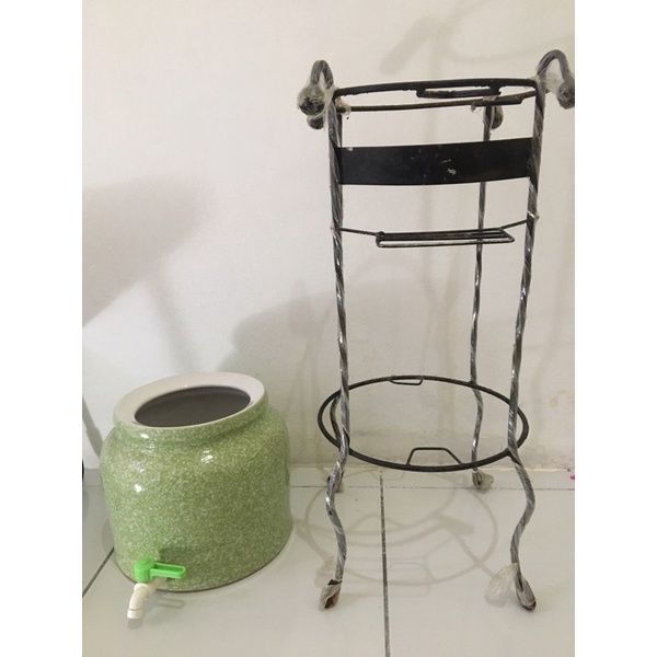 guci dan kaki galon prelove. disarankan kargo