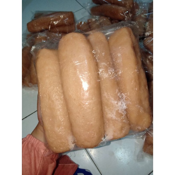 

pempek Frozen udang (LENJER BESAR) asli SUNGSANG SUMSEL (isi 4)