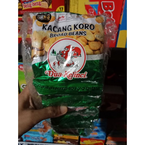 

Aneka Snack Koroku kacang kulit kelinci jajan pilus Garuda Rosta tic tac original bawang pedas jagung bakar