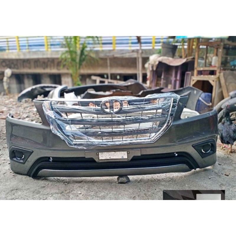 bemper depan innova set 2015