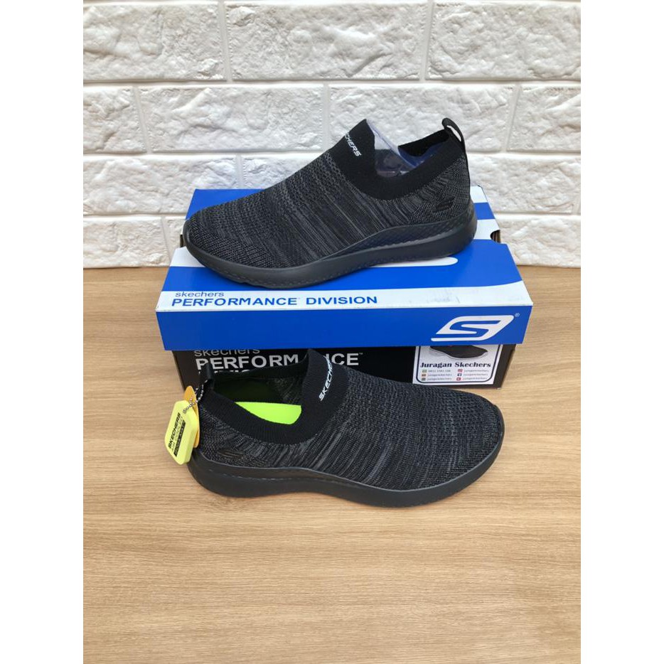 Sepatu Sketcher Skechers Matera Graftel