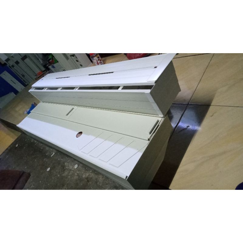 Tutup aquarium dan Talang filter aquarium ukuran 110 cm