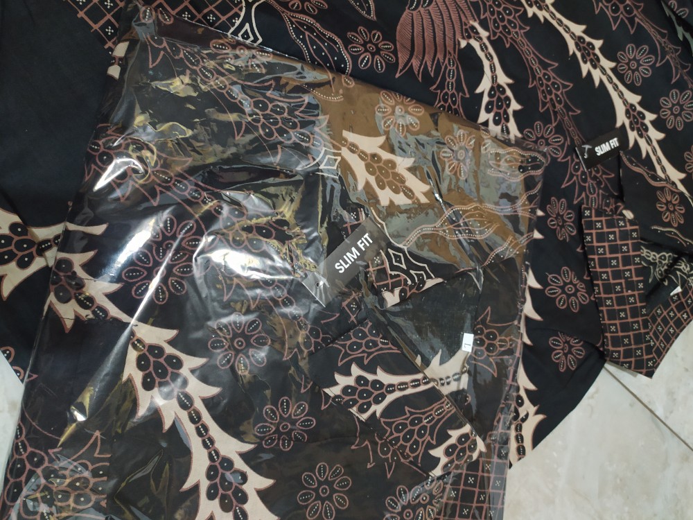 (bisa Cod) Hem Kemeja Batik Pria Slim Fit Modern Mewah Kualitas