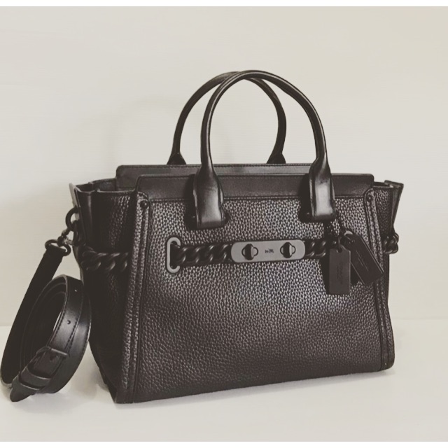 Coach swagger black