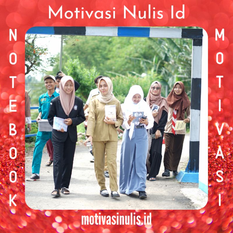 

NOTEBOOK SPIRAL A5 COVER COKLAT/HITAM POLOS BISA TAMBAH NAMA FREE PULPEN CANTIK BY MOTIVASI NULIS ID