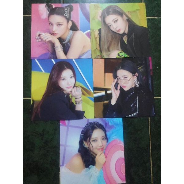 Official Postcard Photocard PC Polaroid Benefit Standee Album Itzy Crazy in Love Special Edition