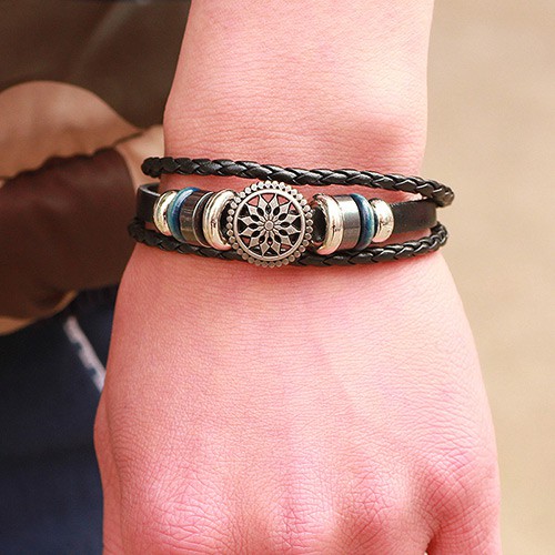 LRC Gelang Fashion Black Hollow Out Round Shape Decorated Multi-layer Bracelet