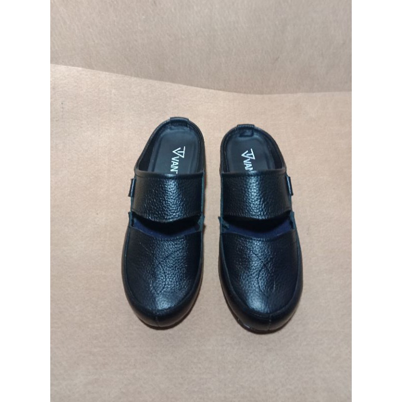 bustong wanita asli kulit