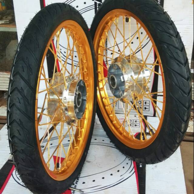 Velg variasi vixion old dan vixion new plus ban luar dalam full baru