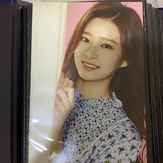 Booked IZ*ONE Gmarket Postcard
