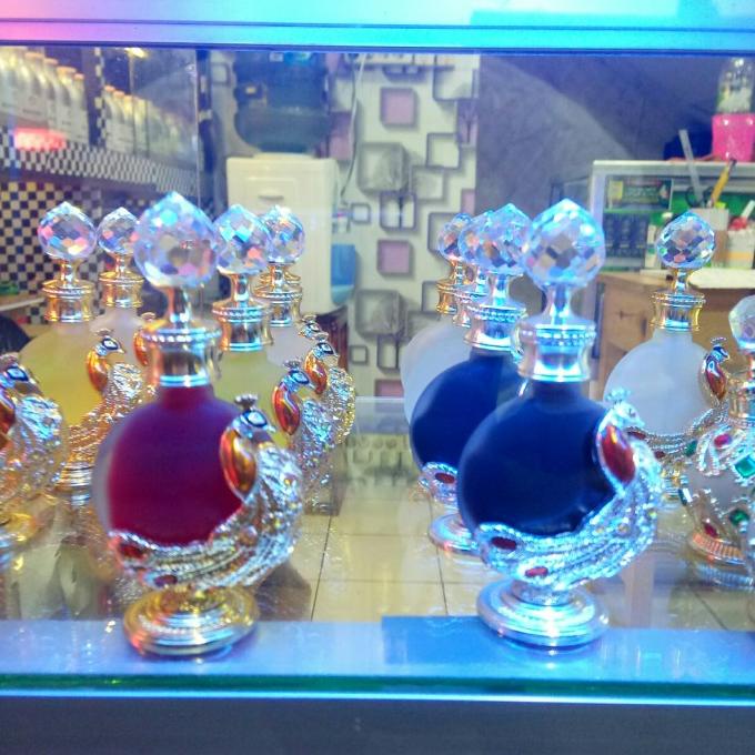 

Ink | Misik Chempaka Keraton Original Dikemas Di Botol Antik