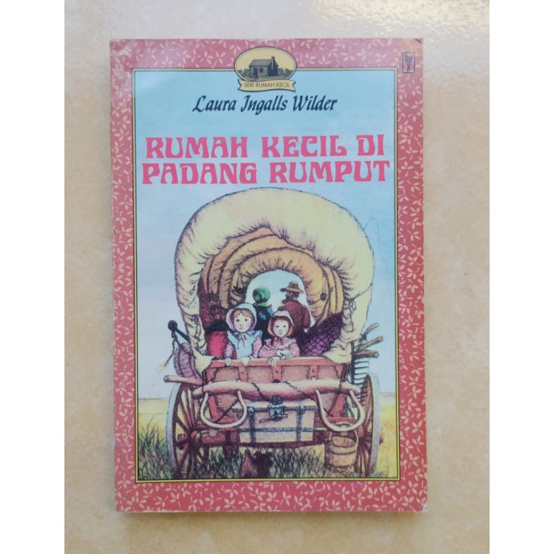 Buku rumah kecil di padang rumput