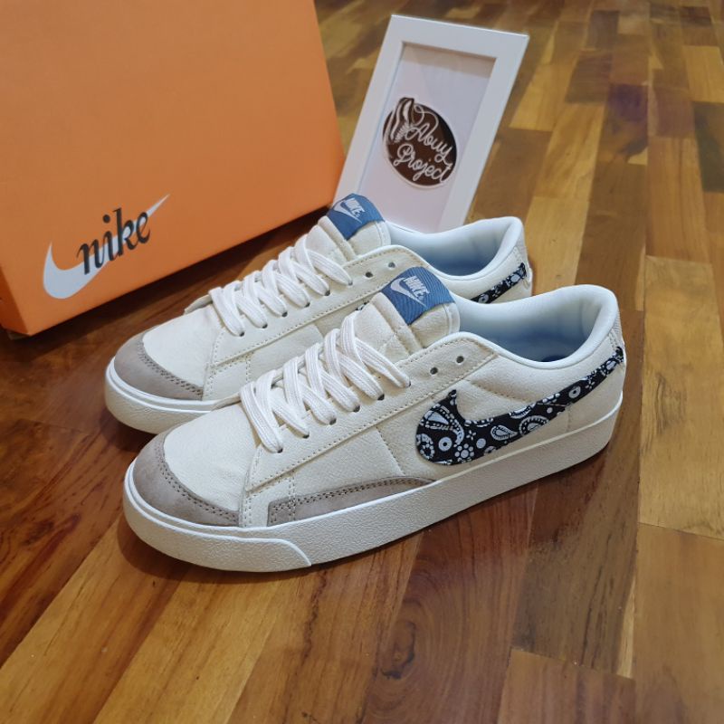 Jual Nike Blazer Low Paisley Swoosh 