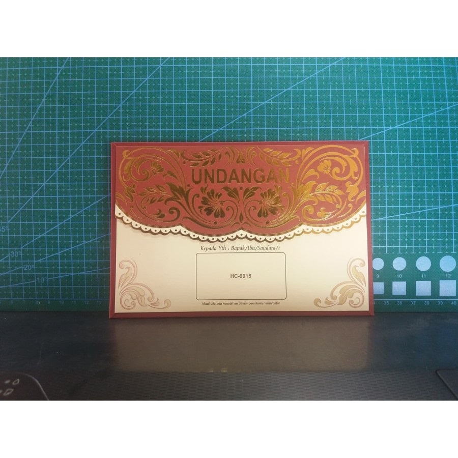 

Undangan Pernikahan Free Plastik + file setting Blangko ERBA HC-9915