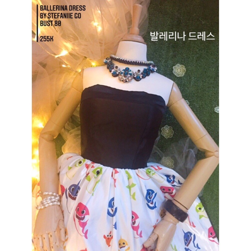 Gaun gown midi dress kemben bustier cup bra hitam satin rok mekar midi motif lumba shark preloved de