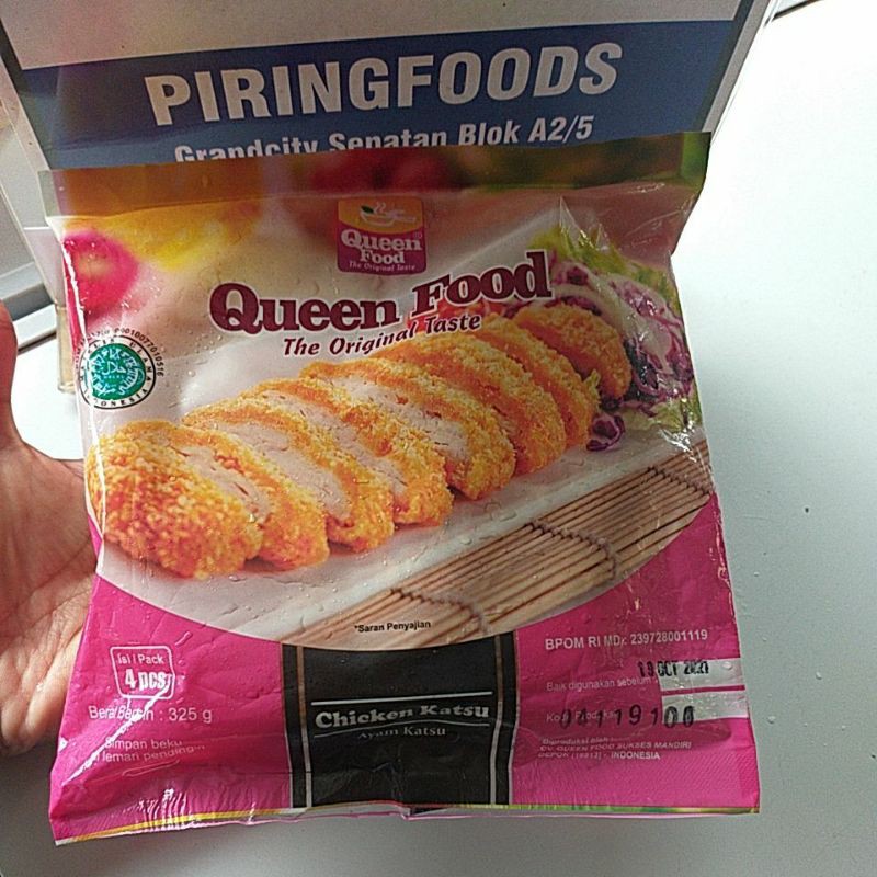 

QUEEN FOOD CHICKEN KATSU/ AYAM KATSU ISI 4PCS 325gr
