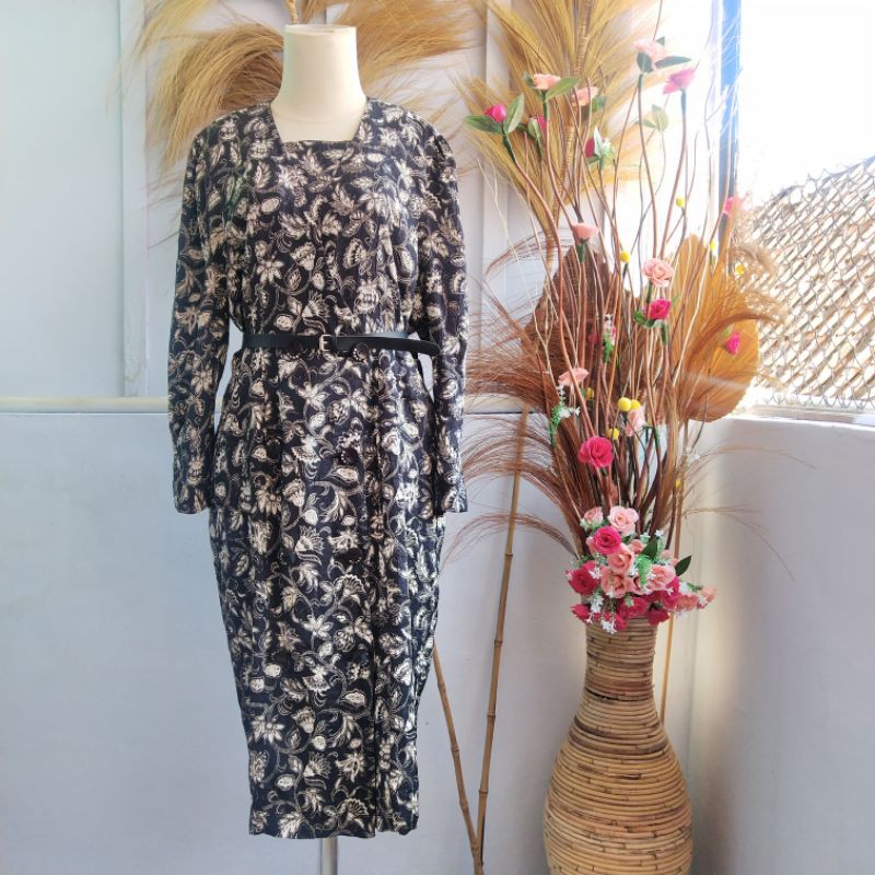 (LD 120) PL Dress Coat kancing 2 baris Hitam Bunga (Brand "AT RANDOM") Kode 19 Preloved Dress