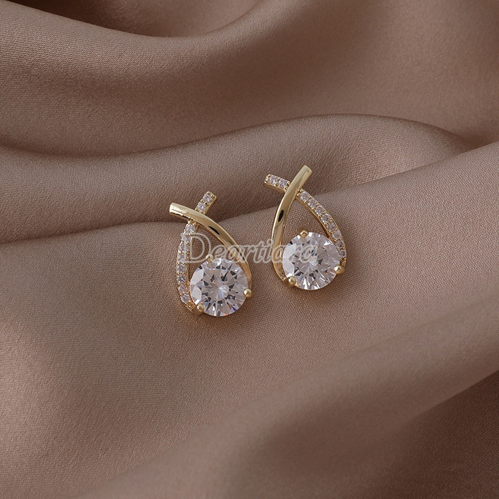 Anting Tusuk Gantung Temperament Bahan Silver Desain Salib Hias Zircon Untuk Wanita