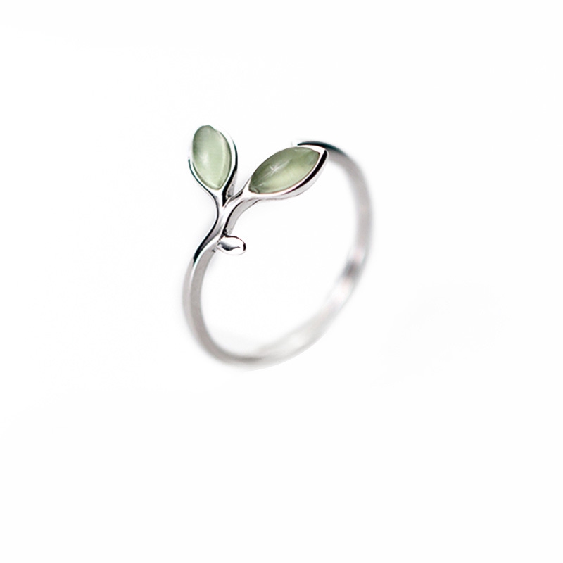 Cincin Casual Desain Daun Warna Hijau Silver Hias Kristal untuk Wanita