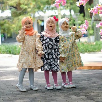 TUNIK KAMALA- Atasan Anak Lengan Panjang Katun Jepang Bunga