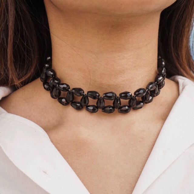 Elle crystal choker