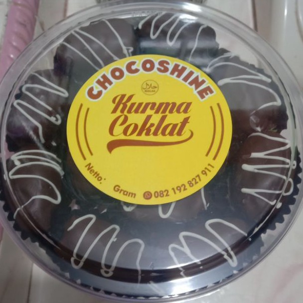 

kurma coklat dark