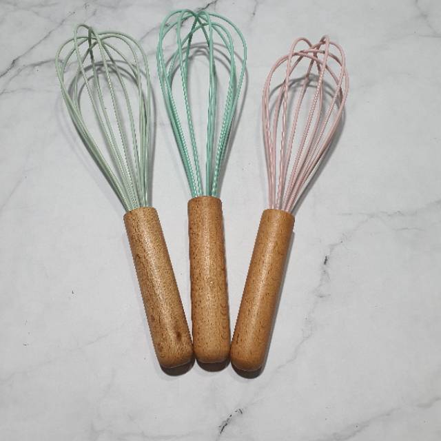 Simple silicone balloon whisk with wooden handle / pengocok telur silikon gagang kayu