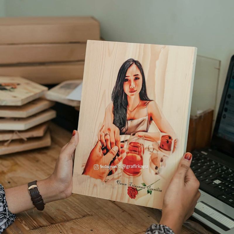 

KADO WEDDING, ULANG TAHUN (22x30)
