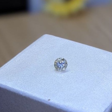 BERLIAN ASLI 0,36 CARAT